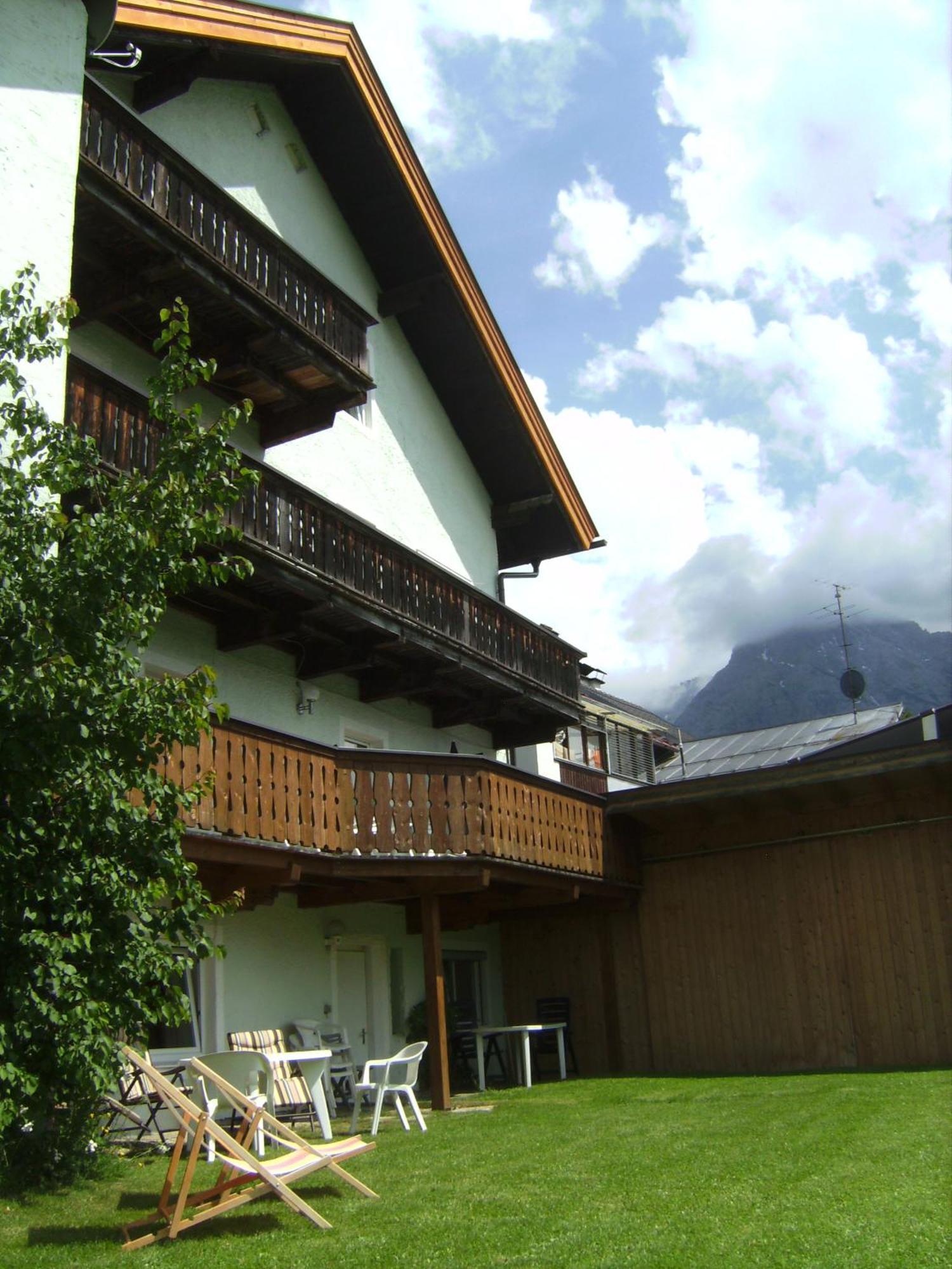 Haus Martina Appartement Ehrwald Buitenkant foto